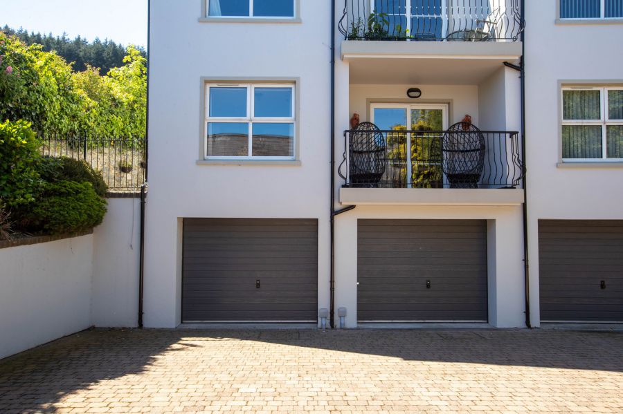 3 Apiary Court