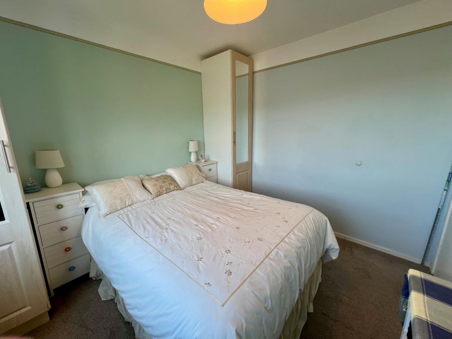 3 Castlebridge Court