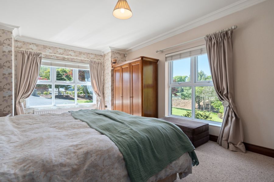 Groomsbridge, 2 Dunnanew Road
