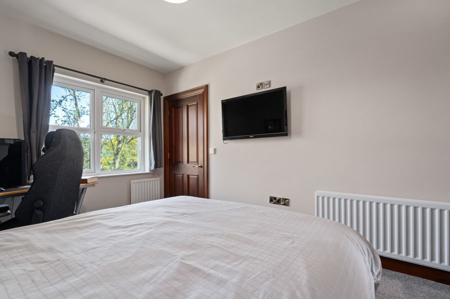 Groomsbridge, 2 Dunnanew Road