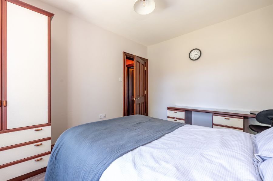 Groomsbridge, 2 Dunnanew Road