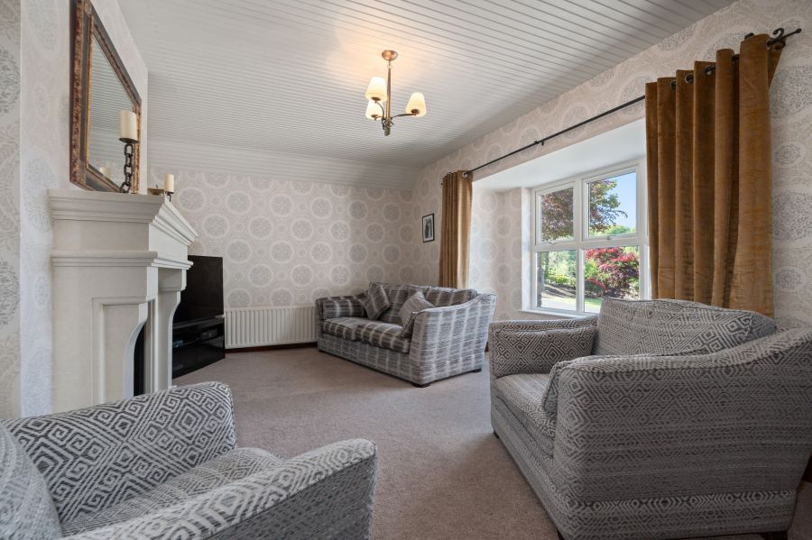 Groomsbridge, 2 Dunnanew Road
