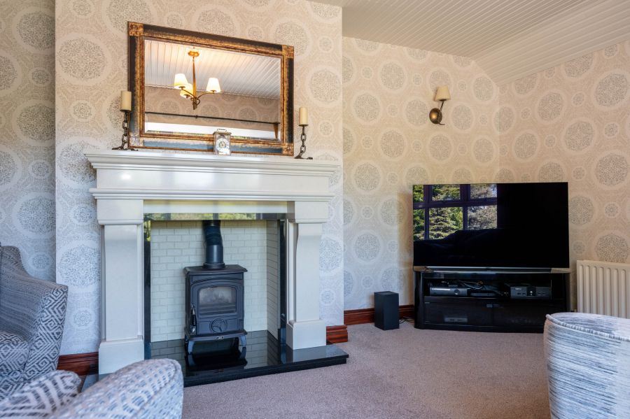 Groomsbridge, 2 Dunnanew Road
