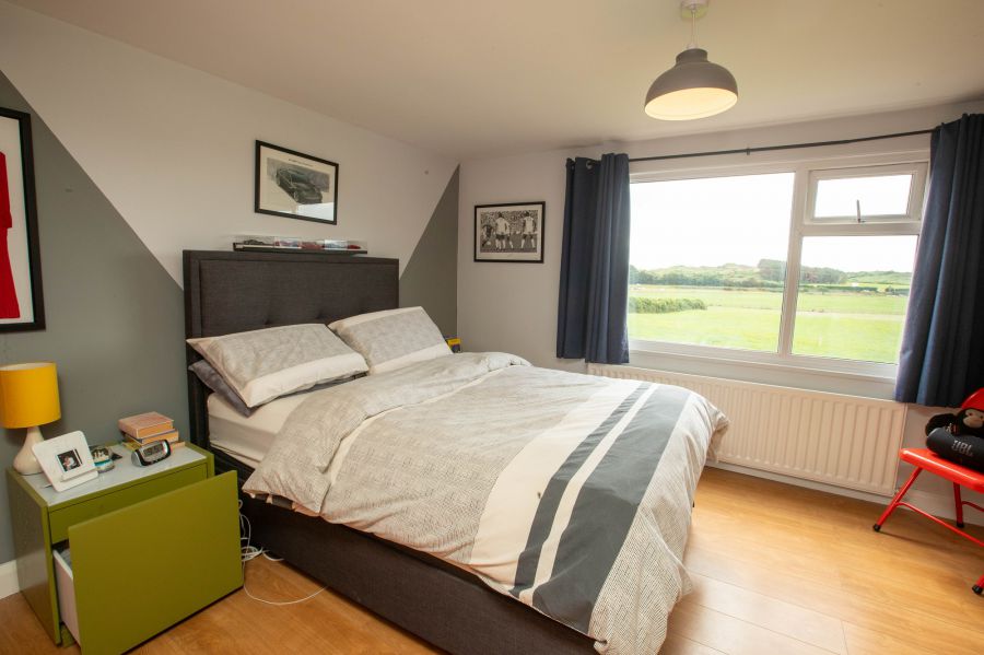 Dolmen Cottage, 4 Flush Road