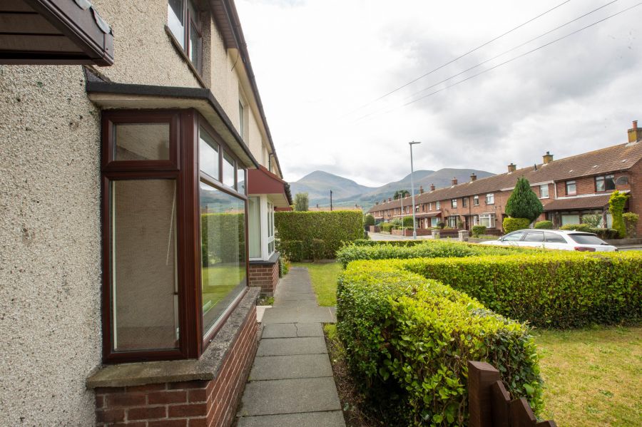 4 Mourne Park