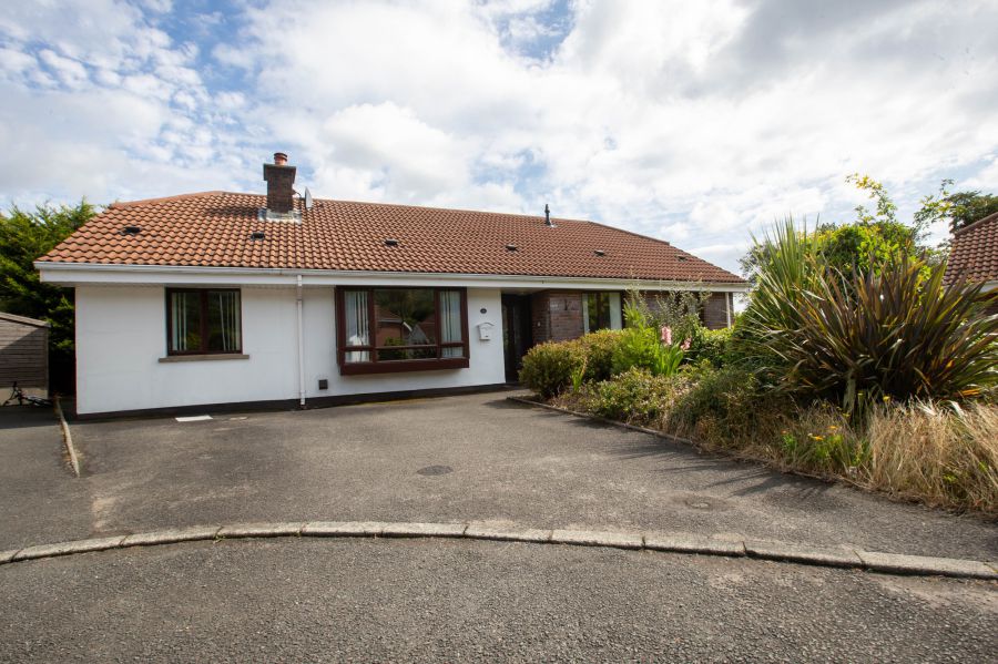 9 Tullybrannigan Brae