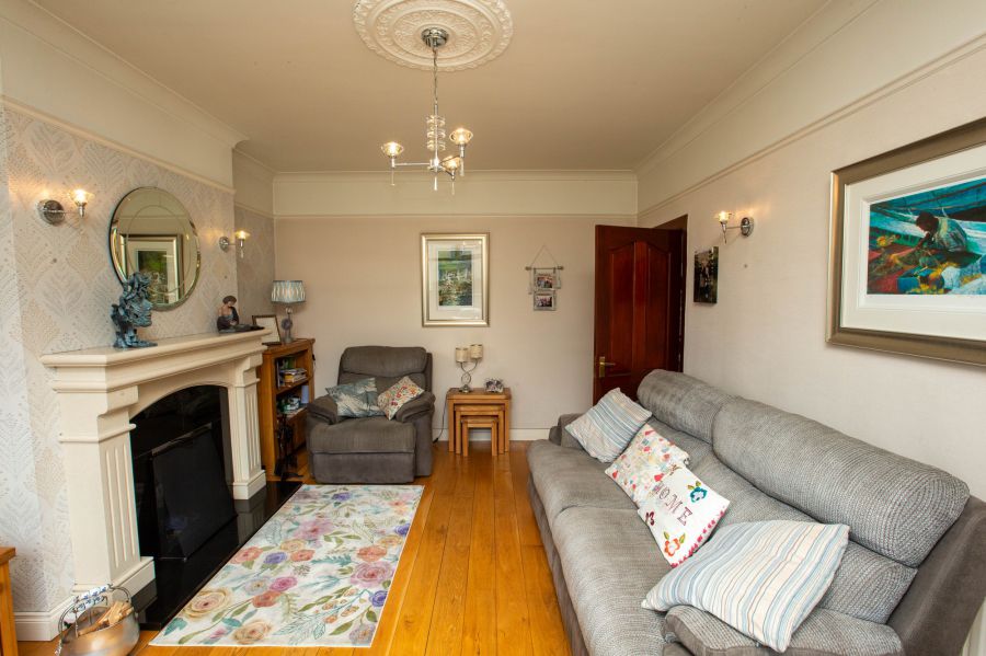 11 Bryansford Gardens