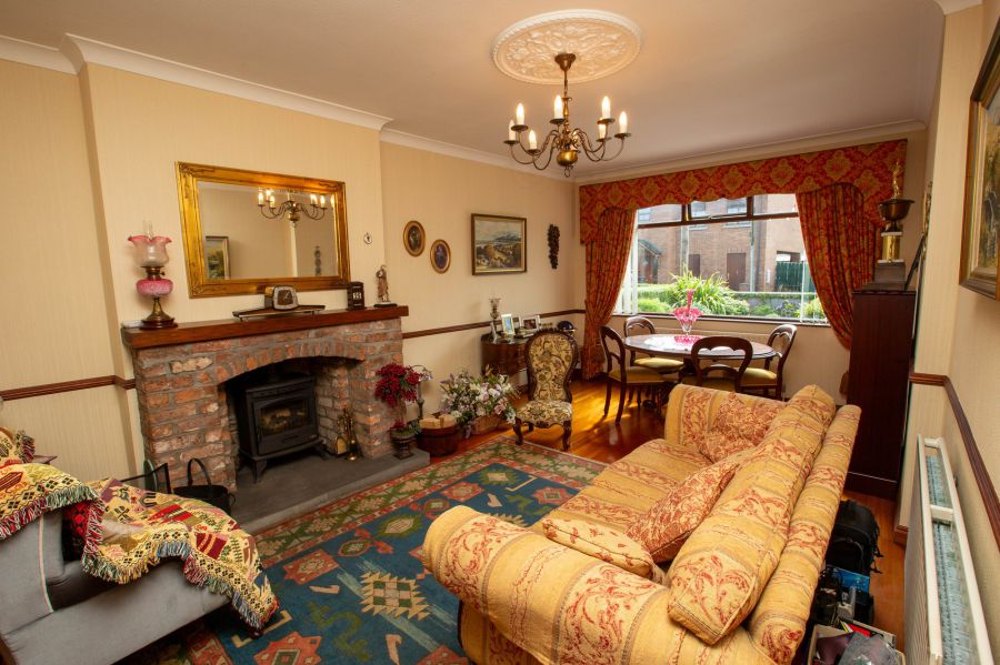 11 Bryansford Gardens