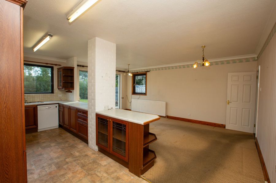 23 Elmgrove Park