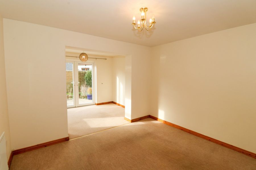 5 Tullybrannigan Way