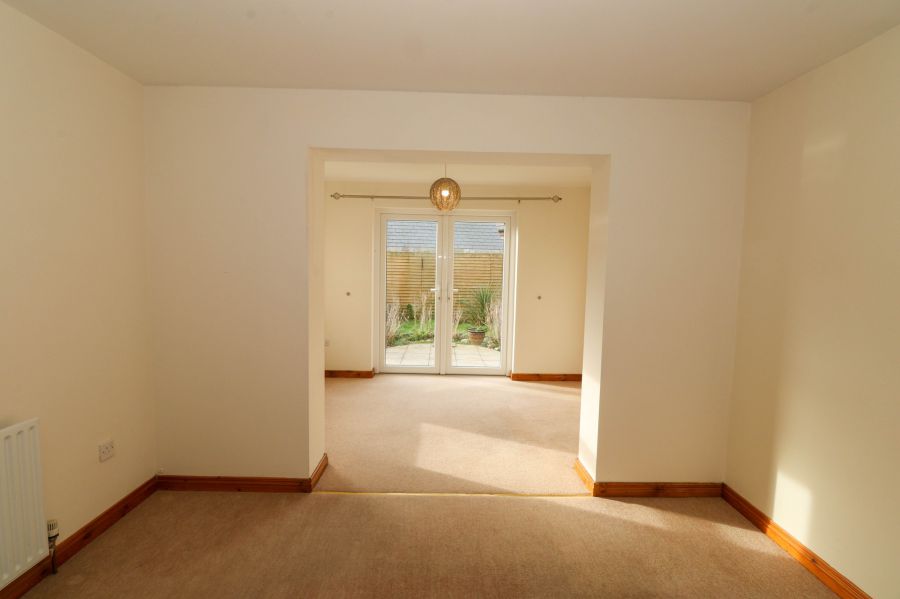 5 Tullybrannigan Way