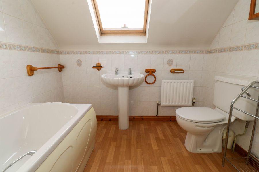 5 Tullybrannigan Way