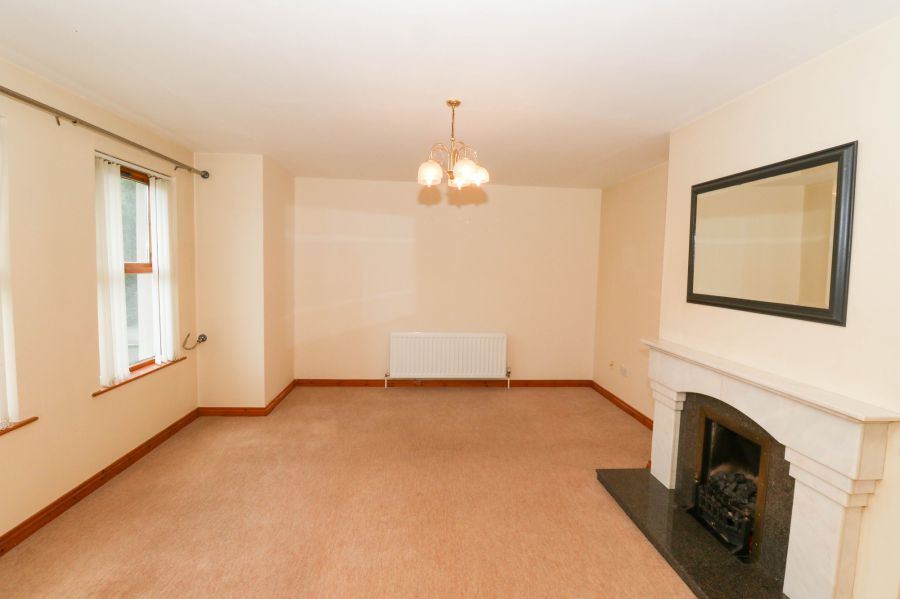 5 Tullybrannigan Way