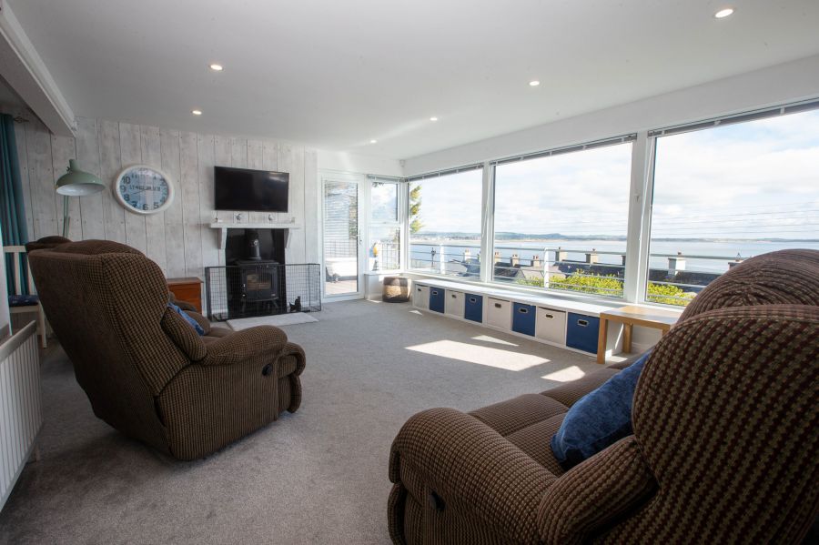 The Beacons, 161A  King Street