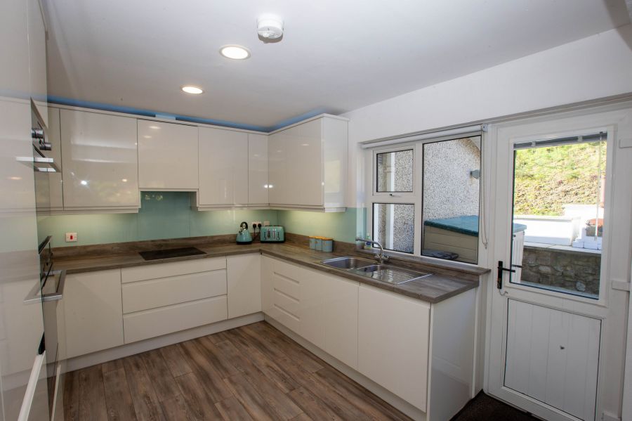 The Beacons, 161A  King Street