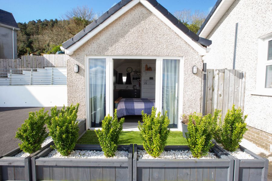 The Beacons, 161A  King Street