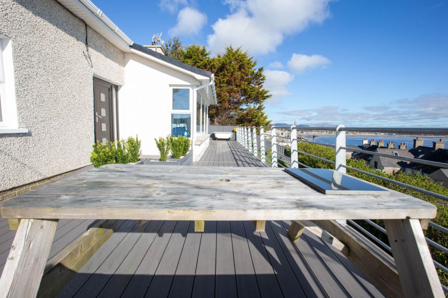 The Beacons, 161A  King Street