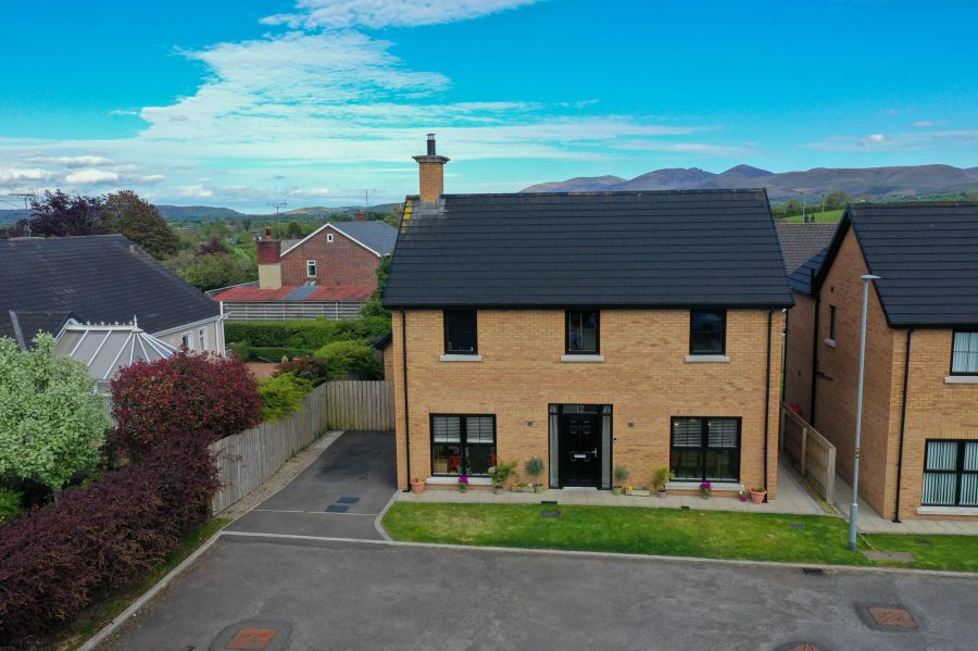 12 Carn Hill