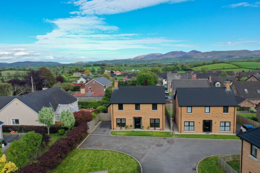 12 Carn Hill