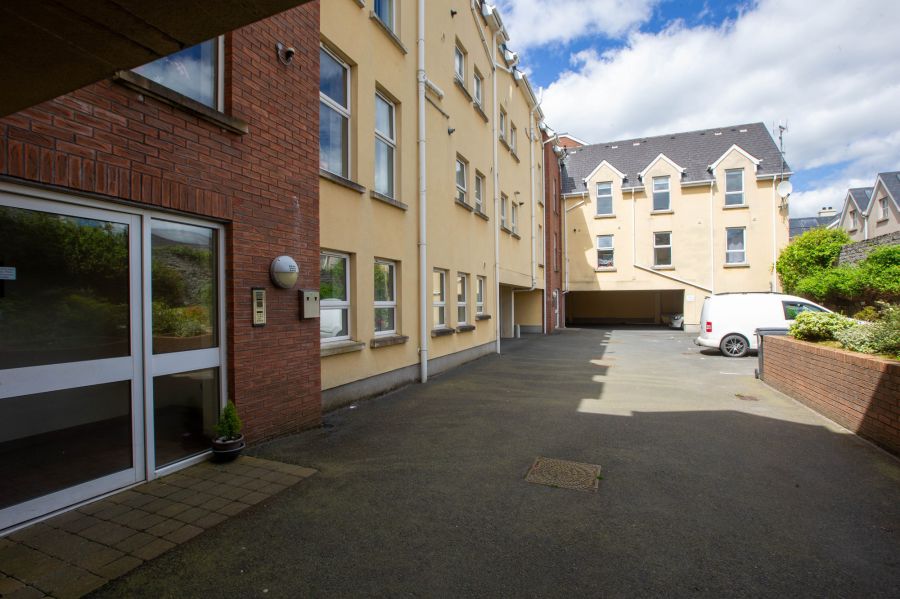6 Parklands