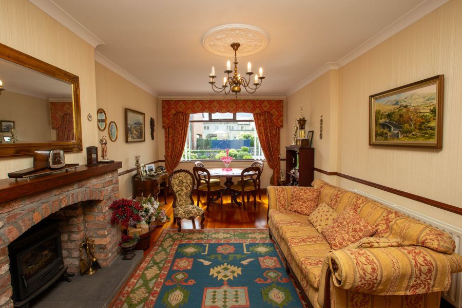11 Bryansford Gardens