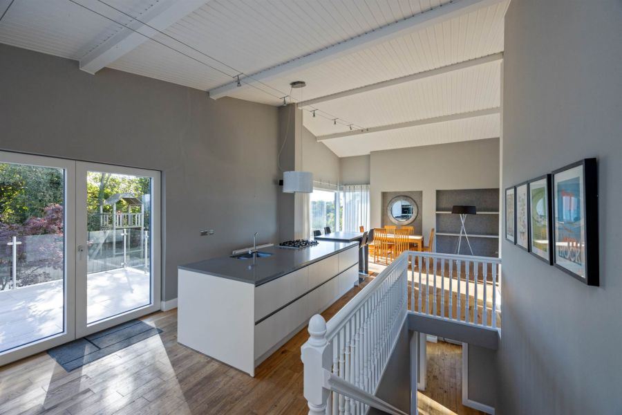 2 Kintyre Avenue