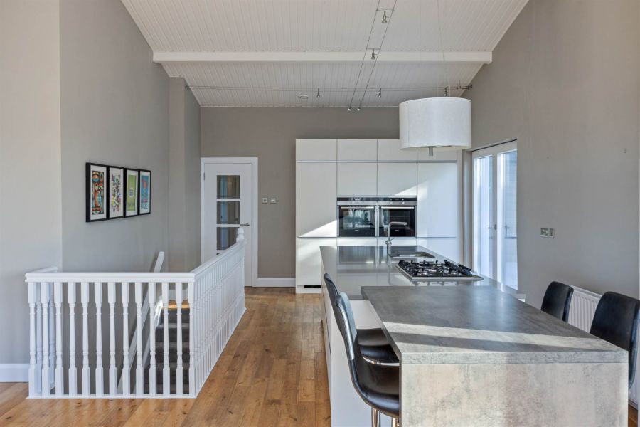 2 Kintyre Avenue