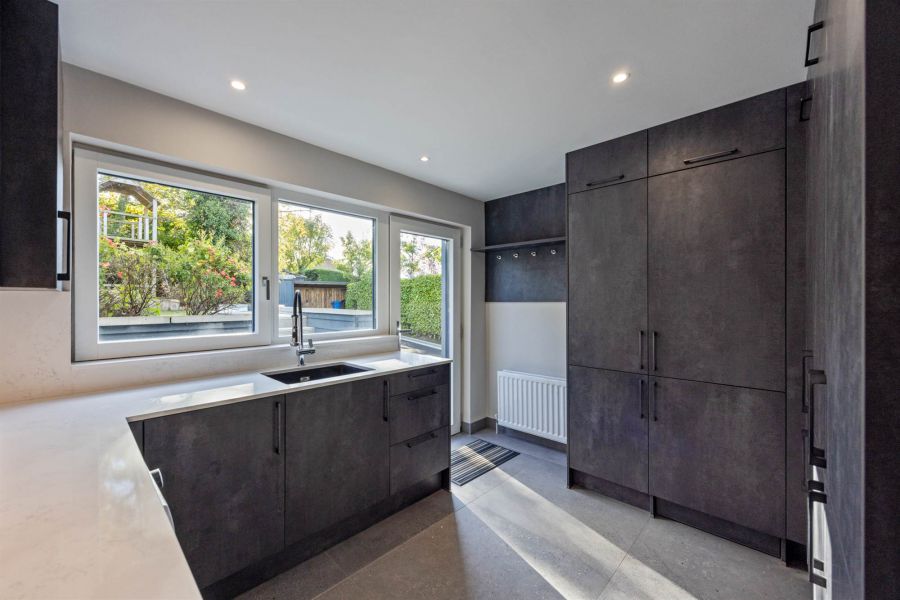 2 Kintyre Avenue