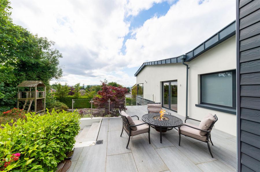 2 Kintyre Avenue