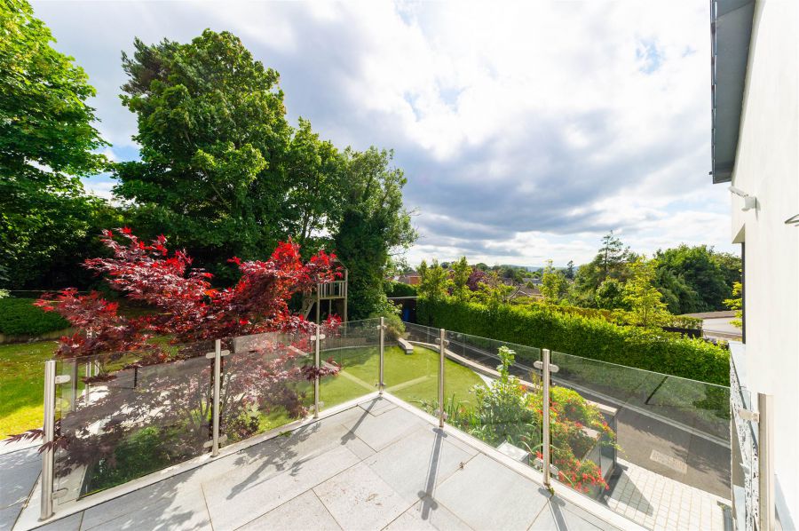 2 Kintyre Avenue