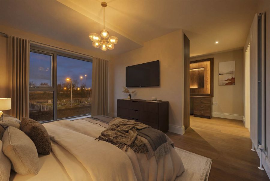 Townhouse with private elevator, 3 Priory Gate