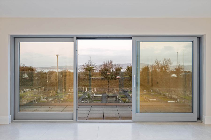 Townhouse with private elevator, 3 Priory Gate