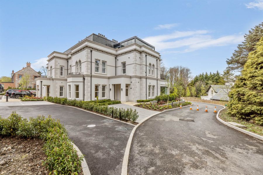 Ground Floor Mansion Apartment