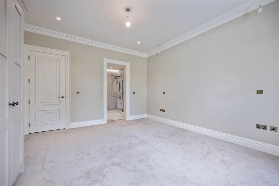 Ground Floor Mansion Apartment