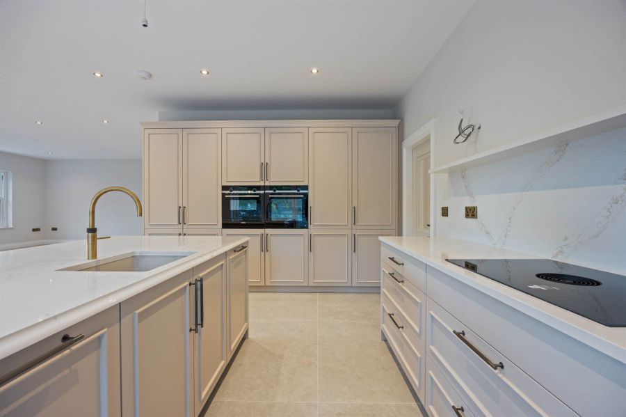 The Praeger 6 Ardavon Park