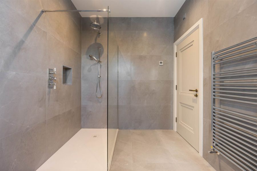 The Praeger 6 Ardavon Park