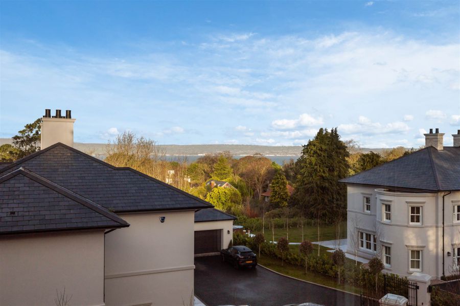 The Praeger 6 Ardavon Park