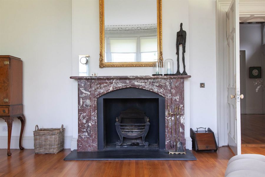 Tudor Hall, 5 Tudor Park