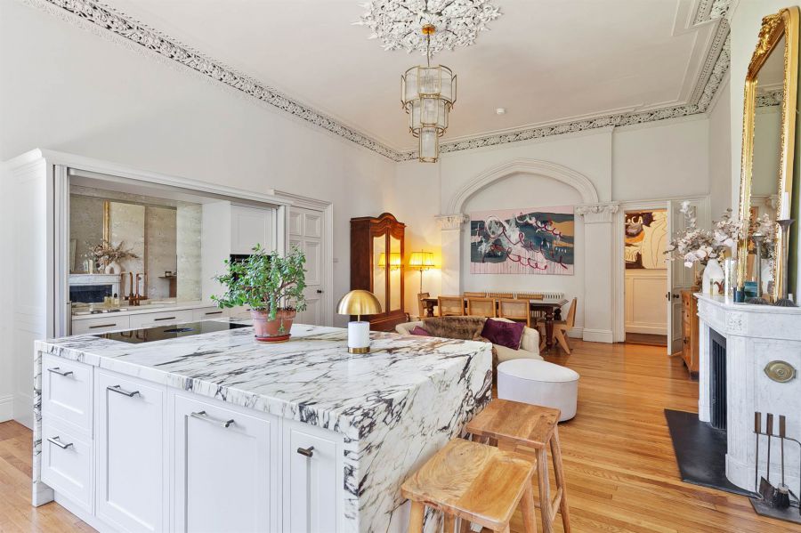 Tudor Hall, 5 Tudor Park