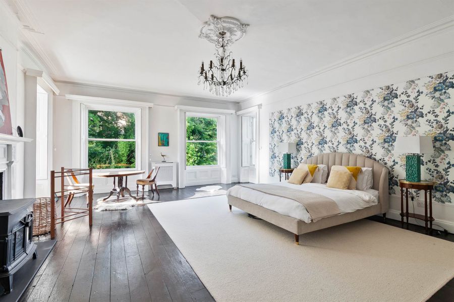 Tudor Hall, 5 Tudor Park