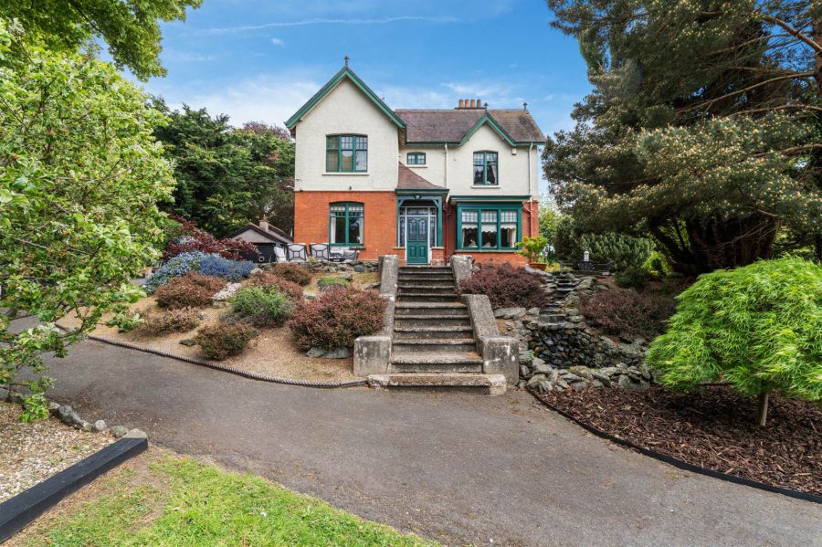 Clonard, 13 Bachelors Walk