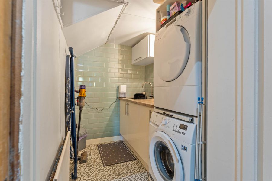Clonard, 13 Bachelors Walk