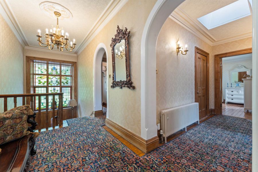Clonard, 13 Bachelors Walk
