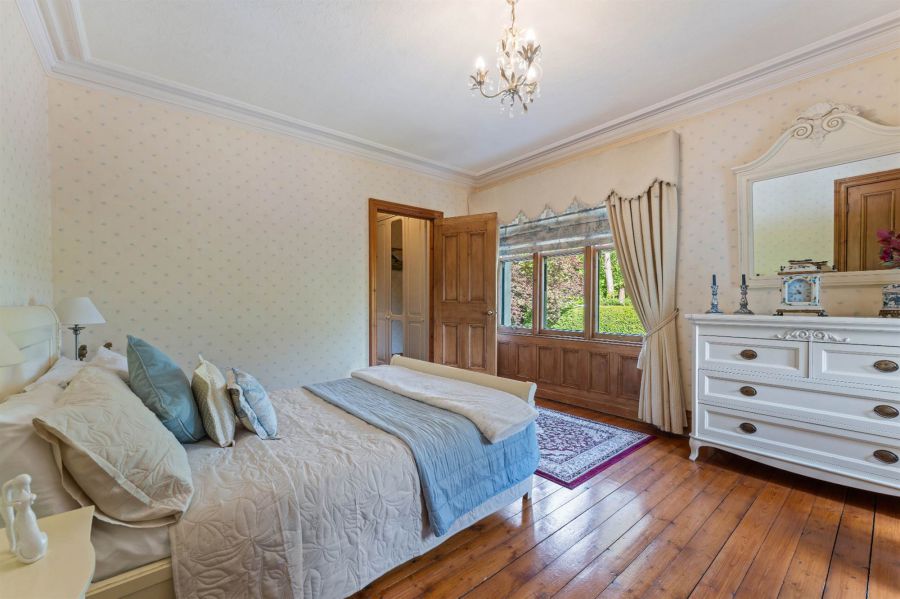 Clonard, 13 Bachelors Walk