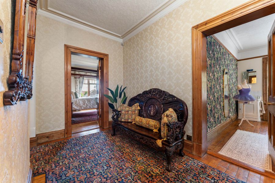 Clonard, 13 Bachelors Walk