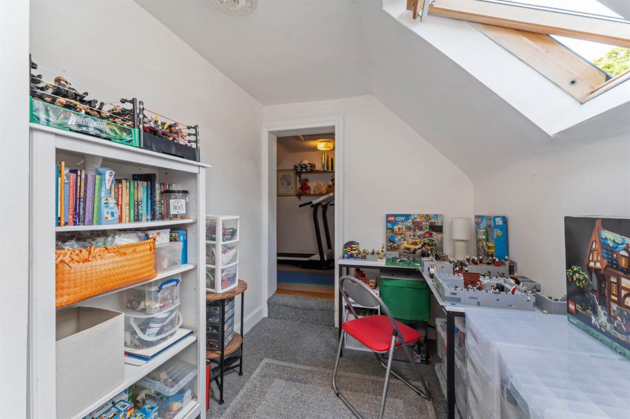 Clonard, 13 Bachelors Walk