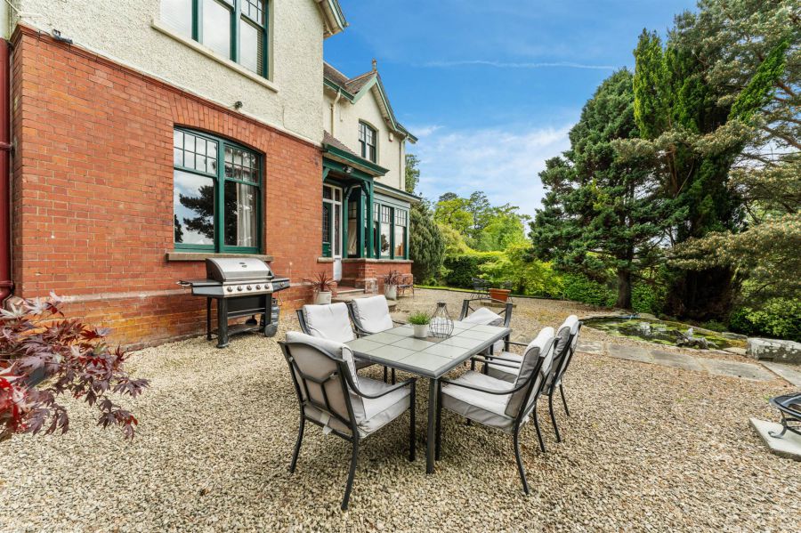 Clonard, 13 Bachelors Walk
