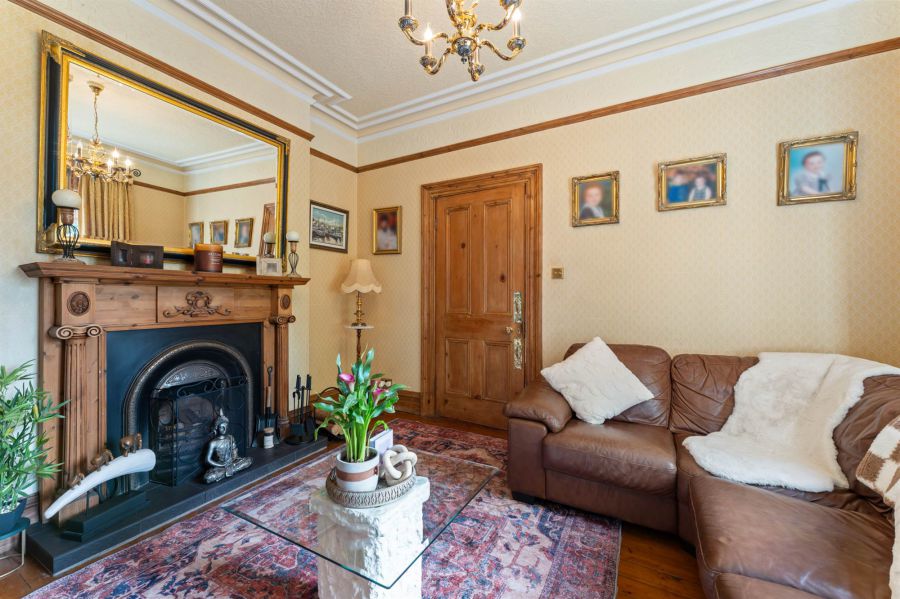 Clonard, 13 Bachelors Walk