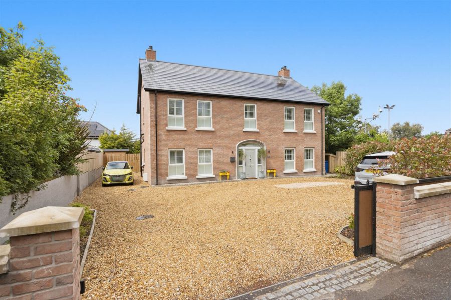 Laurel House, 121 Knock Road