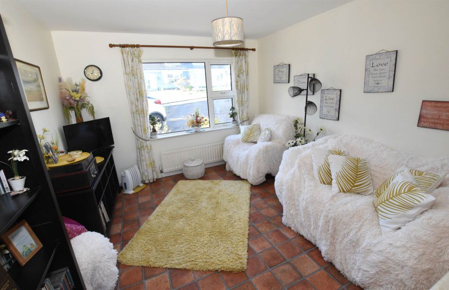 8 Ardfern Road